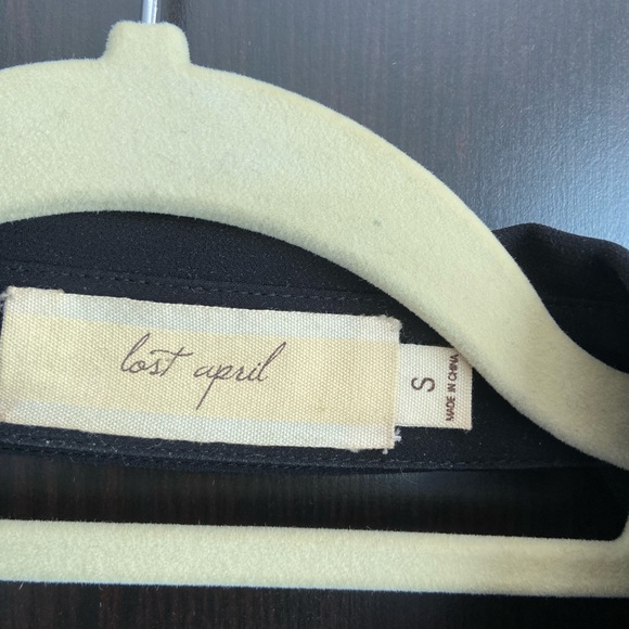 ❗️3/$15❗️Last April Sheer Button Down Blouse - Picture 4 of 6